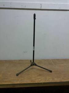 lot 672 image: Adjustable Microphone Stand with Tripod Base