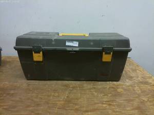 lot 710 image: Used Plastic Tool Box with Organizer Tray