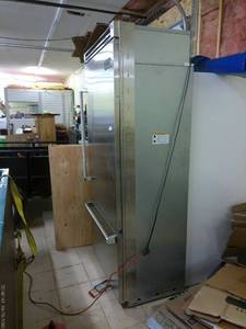 lot 15 image: Viking Professional Stainless Steel Refrigerator with Freezer