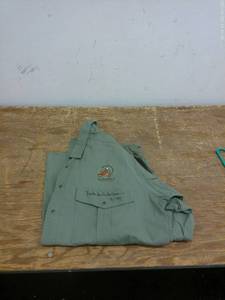 lot 21 image: Browning Signature Outdoor Shirt Size Large with Embroidered Logo