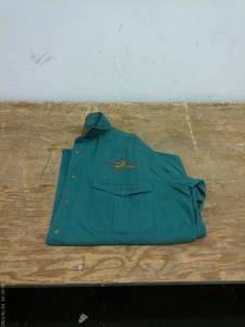 lot 27 image: Browning Super Naturals XL Green Shirt with Embroidered Design and Signature