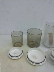 lot 357 image: Set of 3 Lodge Cast Iron Cookware Pans with Lids