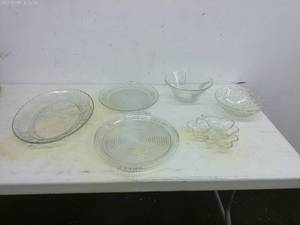lot 359 image: Collection of Clear Glass and Decorative Plates with Fruit Design