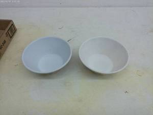 lot 363 image: Set of 2 Vintage Cereal Bowls with Colorful Cartoon Graphics
