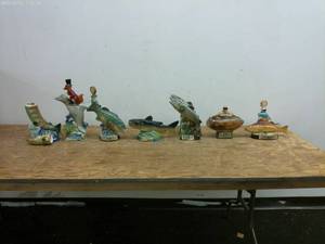 lot 613 image: Collection of 6 Vintage Fishing Themed Decorative Figurines
