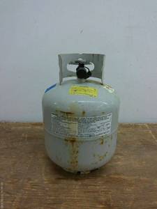 lot 628 image: Empty 20 lb Propane Tank for Grill or Outdoor Heater