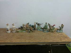 lot 10 image: Collection of 12 Ducks Unlimited Collectible Figurines and Canisters