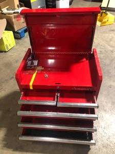 lot 1 image: Husky Tool Storage Standard Duty Red Tool Top Chest Chest Only in Red Customer Returns See Pictures