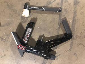 lot 25 image: Husky Pneumatic 3-in-1 15.5-Gauge and 16-Gauge 2 in. Flooring Nailer and Stapler with Quick Jam Release   Customer Returns See Pictures