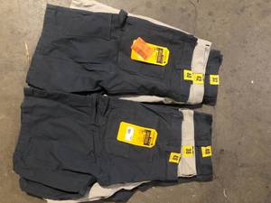 lot 27 image: Lot of Assorted Mens Working Shorts Various Models and Conditions  Customer Returns See Pictures
