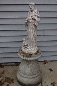 lot 32 image: Lawn & Garden St. Francis Saint of All Animals Statue and Concrete Pedestal