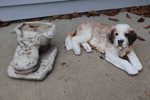 lot 33 image: Lawn & Garden Statue Ornaments Concrete Shoe Pole Base and Resin Puppy