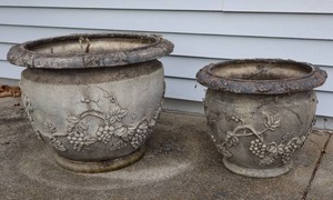 lot 40 image: Lawn and Garden Patio FiberResin Planter Flower Pots Neoclassical Grapevine