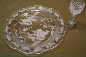 lot 149A image: Collectible Holiday Entertaining Service-Ware Cherub Angel Round Serving Platter, Stem Glass