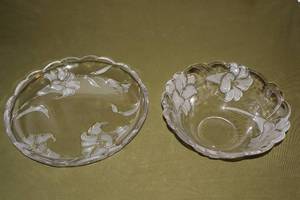 lot 149C image: Collectible Vintage Studio Nova Wild Lily Entertaining Service-Ware Bowl and Platter...