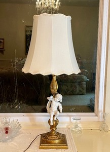 lot 108 image: Vintage Victorian Home Accents Antiqued-Brass Style Cherub Table Lamp Light