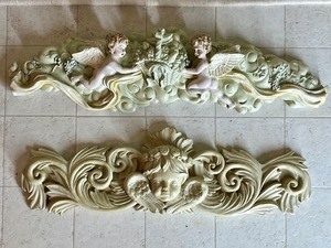 lot 98 image: Vintage Victorian Home Accents Cherub Angel Above the Door Wall Art Scrolls