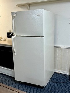 lot 76 image: 16.5 Cubic Ft  Upright Frigidaire Refrigerator and Freezer Model #FRT17G4BQ8