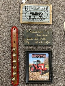 lot 181 image: Wall DeCor Fishermans, Farmers, Vintage Bell Strap
