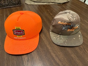 lot 162 image: Vintage Schmidt Beer Honest to Minnesota Hunting Hat Cap, Operation Desert Storm Gulf War 1991 Hat Camouflage Cap...