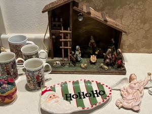 lot 177 image: Christmas Decor Nativity Etc