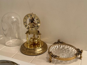 lot 85 image: Vintage Sloan Quartz Brass Glass-Dome BO Anniversary Clock Jewels Unadjusted Made in Germany, Antiqued Brass Pedestal Crystal Candy Dish wCherubs