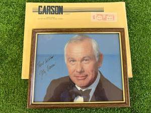lot 37 image: Signed Johnny Carson Photo
