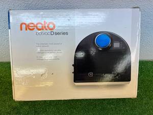 lot 61 image: Neato D Series Robot Vacuum