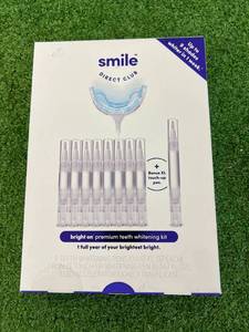 lot 78 image: New Teeth Whitening Kit