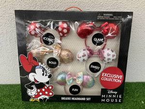 lot 95 image: New Minnie Mouse Deluxe Headband Set