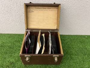 lot 97 image: Carry Case of 45 RPM Records