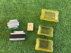 lot 162 image: Lighters, Ashtrays & Cigarette Holder