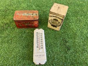 lot 164 image: Tins & Larimore ND Thermometer