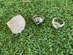 lot 173 image: Rings