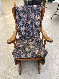 lot 178 image: Glider Rocker