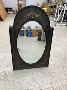 lot 184 image: Mirror 26 x 40