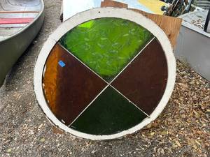 lot 253 image: Round Window 37 Across