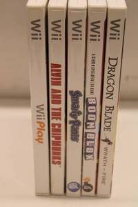 lot 52 image: Collection of 5 Nintendo Wii Games - Smarty Pants, Wii Play, Alvin and the Chipmunks, Boom Blox, Dragon Blade