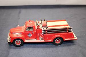 lot 77 image: 1951 Ford F-7 Fire Truck Model - Vintage Diecast