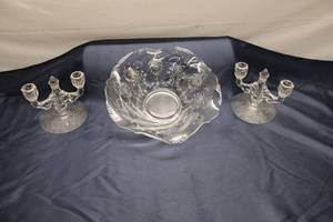 lot 104 image: Set of 3 Vintage Etched Glass Candle Holders with Bowl