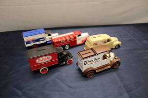 lot 109 image: Collection of 5 True Value Vintage Coin Banks - Retro Trucks
