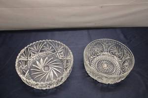 lot 131 image: Set of 2 Vintage Crystal Bowls - Hand-Cut Design