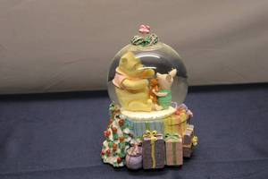 lot 156 image: Winnie the Pooh Snow Globe - Featuring Pooh and Piglet with Christmas Presents