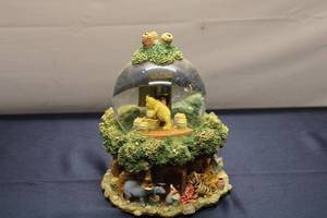 lot 161 image: Water Globe Featuring Winnie the Pooh and Friends - Made in Japan