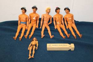 lot 193 image: Collection of 6 Vintage Action Figures and Wooden Accessory - Assorted Styles
