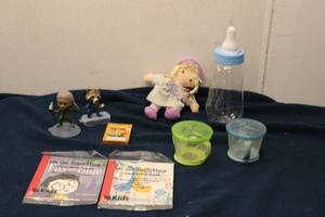 lot 194 image: Lot of Assorted Kids Toys and Items - Includes Dolls, Figures & Books