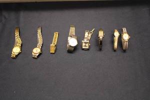 lot 225 image: Collection of 8 Vintage Gold Tone Watches - Various Styles