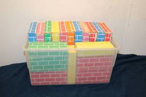 lot 229 image: Collection of Assorted Colorful Building Blocks - 32 Pieces