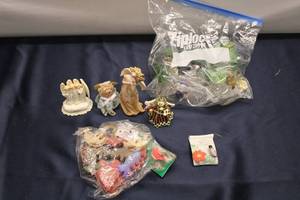 lot 259 image: Assortment of Collectible Figurines and Ornaments - Includes Angels and Holiday Themes