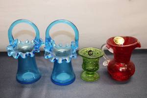 lot 270 image: Collection of 4 Vintage Glass Dishes - Blue Baskets, Green Cup, Red Pitcher